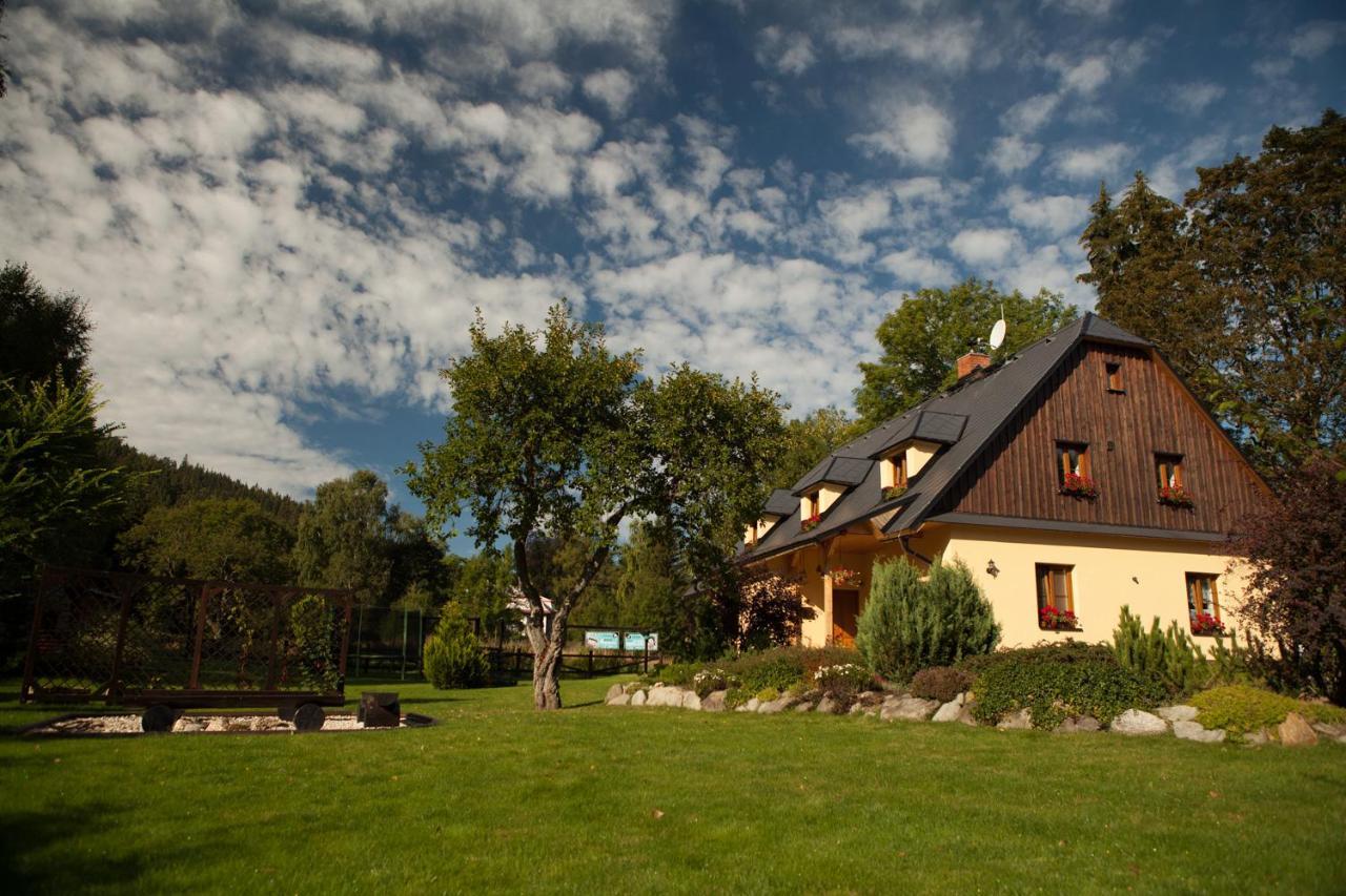 Penzion Pod Strani Malá Morávka Buitenkant foto